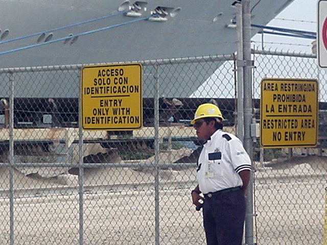 Sign and Guard.JPG 81.9 KB